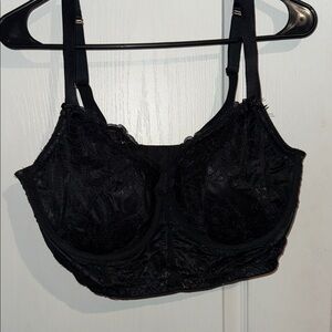 Elegant Black Lace Bra Balconette style